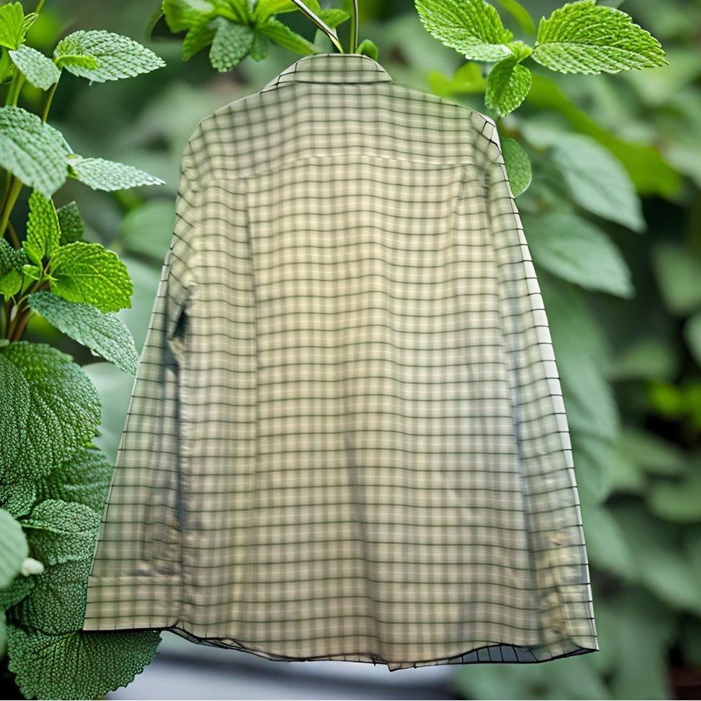 Orvis Active Fit dress shirt - only very lightly worn out of a non-smoking home